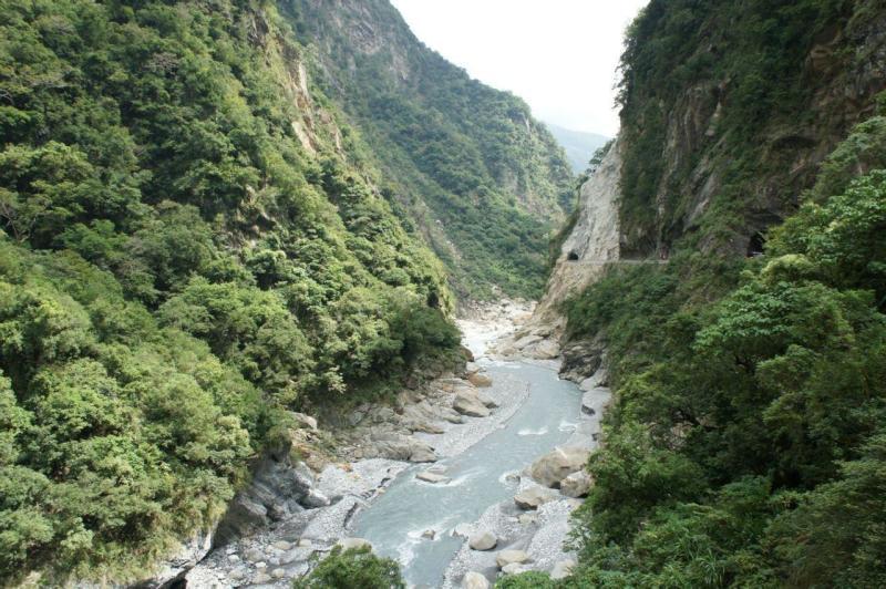 出狱不到24小时开始作案，赤峰红山公安破获系列盗窃沿街商铺案