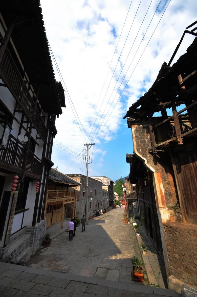 花49年才建成的国家大剧院,为何曾遭多名院士联名上书要求关停?