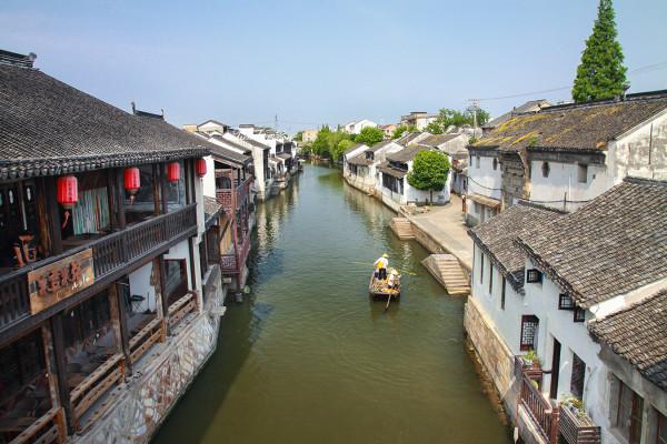 旅行者财产险集团(TRV.US)HEYMAN WILLIAM H售出2.66万股普通股股份,价值约566.64万美元