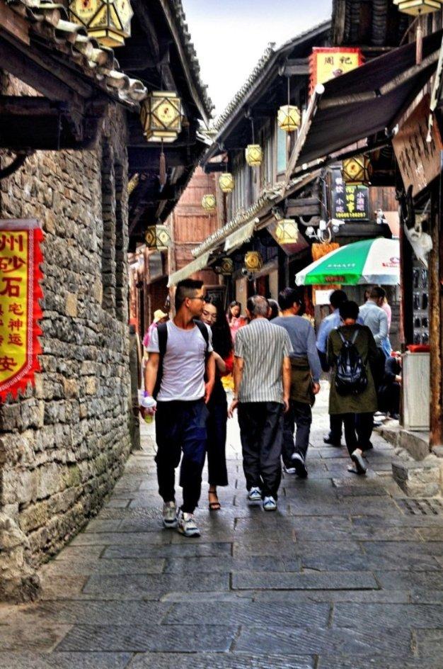老公是警察他说我不理解他怎么办?-机智问答,快速解答你的疑问